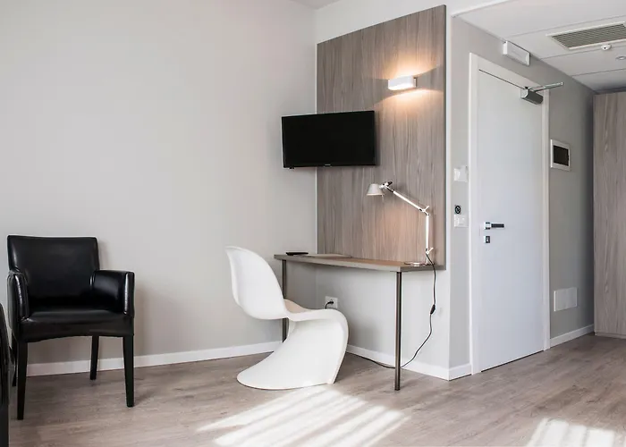 アル プラート 3*